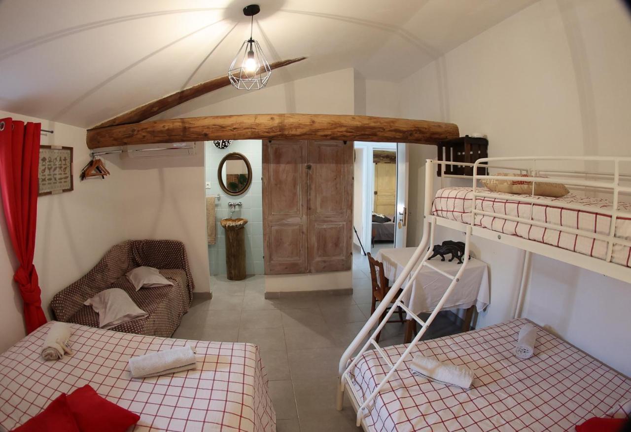 Domaine Adimar Hotel Bagnols-sur-Ceze Bagian luar foto