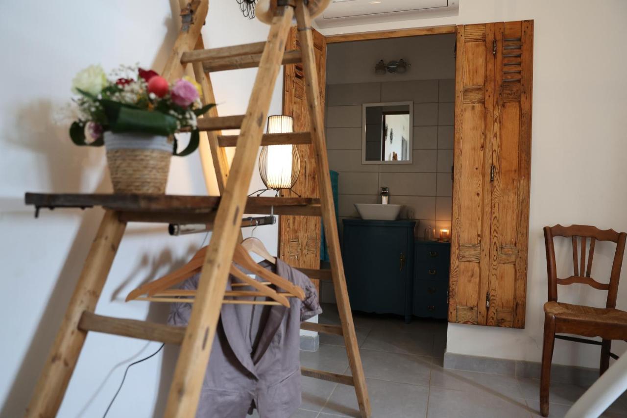 Domaine Adimar Hotel Bagnols-sur-Ceze Bagian luar foto